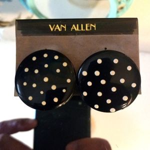 Van Allen earings